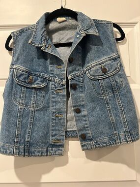 Lee Classic Light Wash Denim Vest